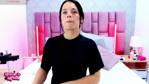 Snapshot of martinarizzi chatting on October 29, 2025, 3:53 am martina rizzi online show from October 29, 2025, 3:53 am