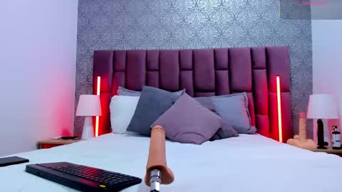 Snapshot of martinarizzi chatting on October 30, 2025, 4:25 am martina rizzi online show from October 30, 2025, 4:25 am