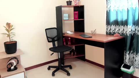 martinasoto online show from March 12, 2025, 2:45 pm