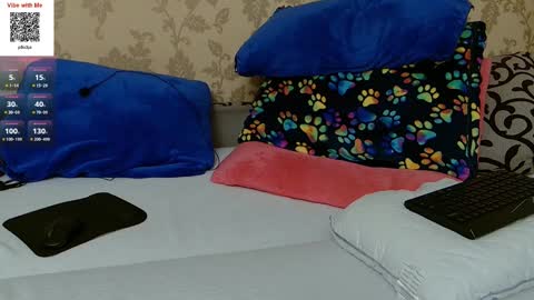 martinbrux online show from March 11, 2025, 12:33 am