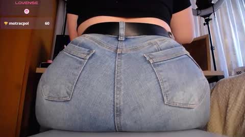 Antonella Martini online show from October 14, 2025, 7:36 pm