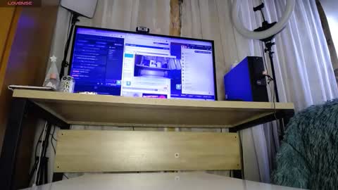 Antonella Martini online show from November 27, 2025, 7:49 pm