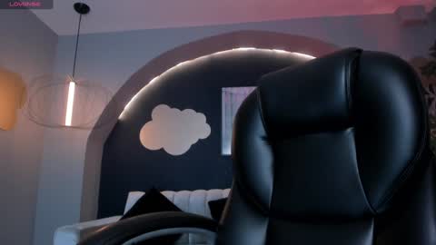 Martinna Bonnet online show from January 9, 2025, 10:31 am