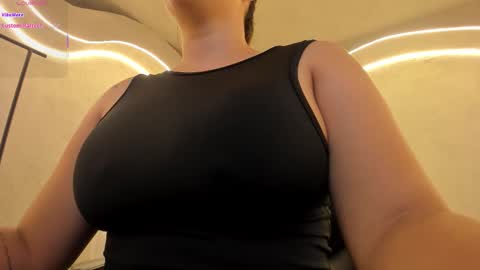 Martinna Bonnet online show from November 29, 2025, 10:07 am