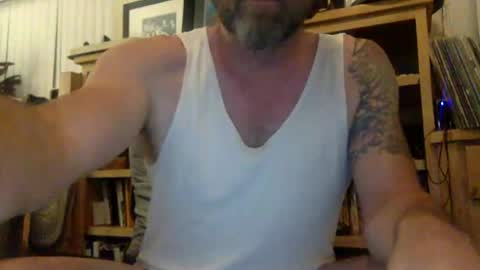 Snapshot of martinstolcris chatting on July 8, 2026, 5:34 am martinstolcris online show from July 8, 2026, 5:34 am