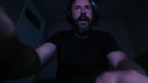 Martlz online show from April 21, 2026, 3:35 am