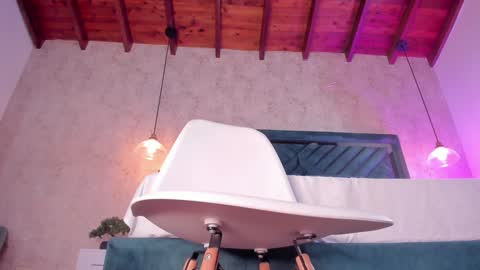 Martina online show from February 4, 2025, 7:22 pm