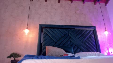 Martina online show from February 9, 2025, 1:55 am