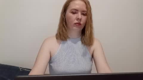 Snapshot of mary318875 chatting on April 4, 2026, 5:16 am mary318875 online show from April 4, 2026, 5:16 am