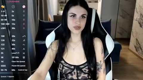 Maria online show from October 19, 2025, 8:37 am