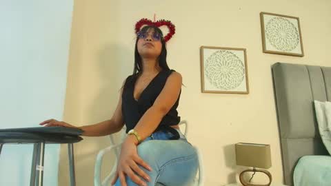 mary_cute9 online show from March 14, 2026, 12:10 pm