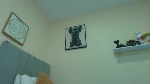 Snapshot of mary_cute9 chatting on May 28, 2026, 12:02 pm mary_cute9 online show from May 28, 2026, 12:02 pm