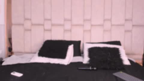   online show from October 13, 2025, 7:47 pm