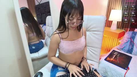 mary_luckaysha online show from March 31, 2026, 7:25 pm