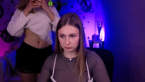 Snapshot of mary_meow_hot chatting on April 22, 2026, 7:26 pm Mary online show from April 22, 2026, 7:26 pm