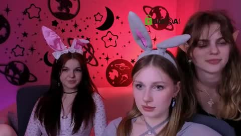 Snapshot of mary_meow_hot chatting on April 28, 2026, 2:27 am Mary online show from April 28, 2026, 2:27 am
