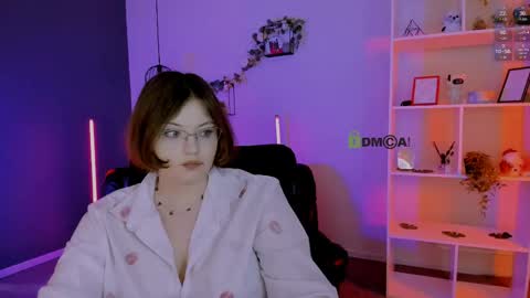 mary_moon__ online show from April 22, 2026, 7:15 pm