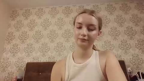 Snapshot of mary_rage chatting on July 3, 2026, 12:33 pm mary_rage online show from July 3, 2026, 12:33 pm
