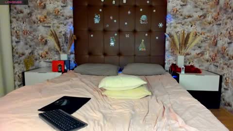 mary_stevenss online show from January 9, 2025, 1:02 pm