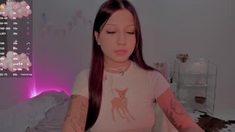 Maryana online show from October 17, 2025, 3:14 pm