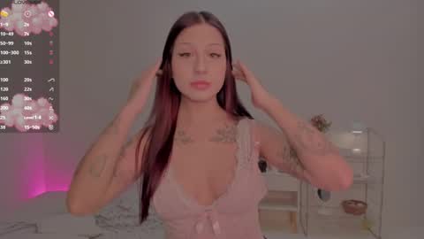 Maryana online show from December 17, 2025, 6:03 pm