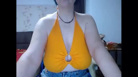 Snapshot of mary_x chatting on April 23, 2026, 3:30 am Mary online show from April 23, 2026, 3:30 am