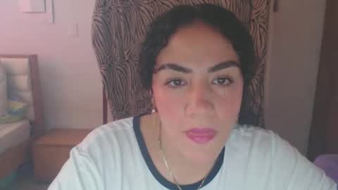 maryam_arabicmilk online show from December 2, 2025, 8:04 pm