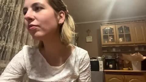 Tessa  online show from February 17, 2026, 6:25 pm