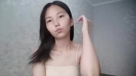 Snapshot of marybellegalaviz chatting on July 21, 2026, 12:07 pm Lily online show from July 21, 2026, 12:07 pm
