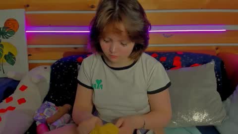 marybryantt online show from February 14, 2026, 1:24 am