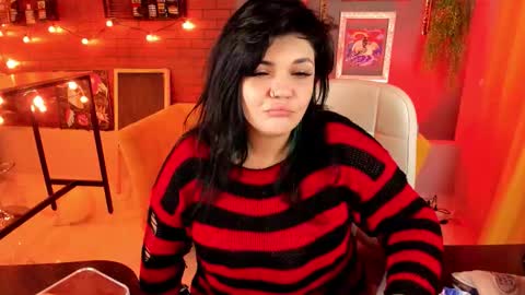 Mary online show from October 19, 2025, 8:42 pm