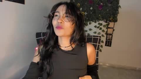 maria online show from October 20, 2025, 6:52 pm