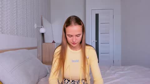 Snapshot of marylee_21 chatting on October 14, 2025, 6:14 am Mari online show from October 14, 2025, 6:14 am