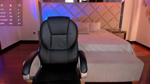  Mary  online show from January 27, 2025, 11:32 am