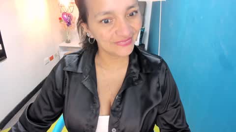 Marylin online show from December 23, 2024, 7:52 pm