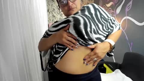 Marylin online show from March 1, 2025, 10:53 pm