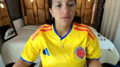Snapshot of marylinmilf chatting on July 7, 2026, 7:29 pm Marylin online show from July 7, 2026, 7:29 pm