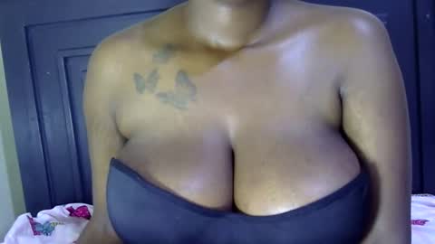 marylov23 online show from November 20, 2025, 3:50 am