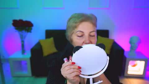 marymogan online show from November 10, 2025, 4:22 am