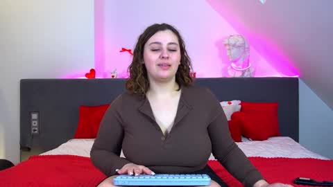 MaryMurrays online show from March 1, 2026, 6:43 pm