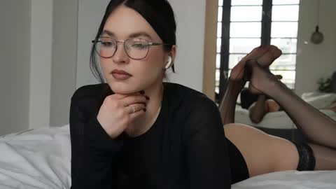 Marina online show from April 19, 2026, 8:02 am