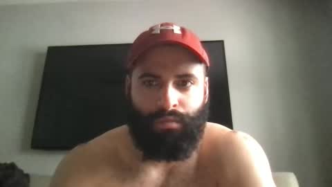 mascbeef95 online show from February 8, 2026, 1:58 pm