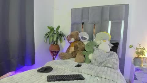 mash_angelo online show from March 5, 2026, 1:40 pm