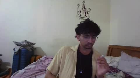 Mask Boy online show from October 24, 2025, 6:54 am