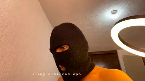 maskedvenomx online show from February 14, 2025, 6:40 pm