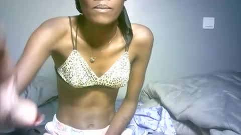 maskgang001 online show from March 6, 2026, 4:31 am