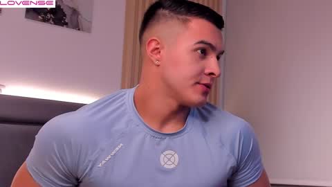 Mason Bennet online show from January 10, 2026, 9:52 pm