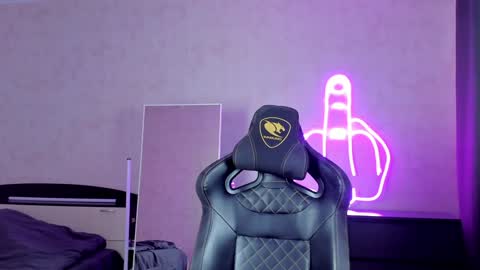 Mason online show from December 19, 2024, 6:01 pm