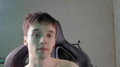 Snapshot of mason_warhol chatting on April 19, 2026, 6:10 pm Mason online show from April 19, 2026, 6:10 pm