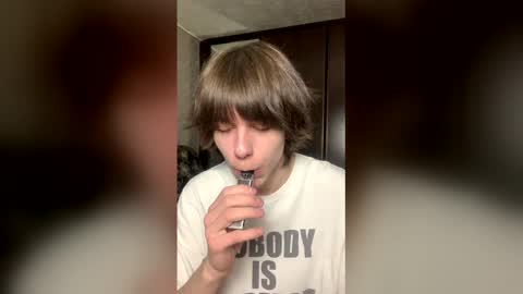 masonsilver_ online show from March 18, 2026, 11:35 am